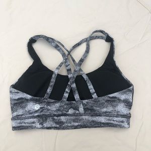 Lululemon sports bra